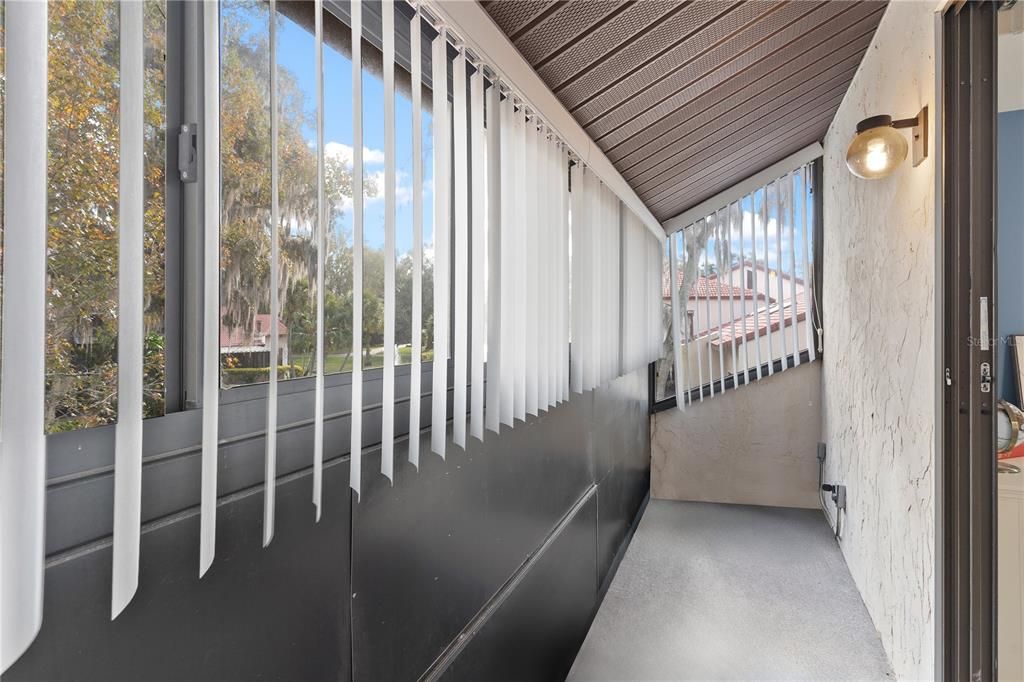 待售: $299,900 (3 贝兹, 2 浴室, 1928 平方英尺)