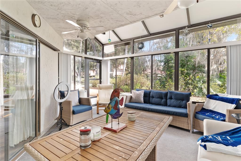 待售: $299,900 (3 贝兹, 2 浴室, 1928 平方英尺)