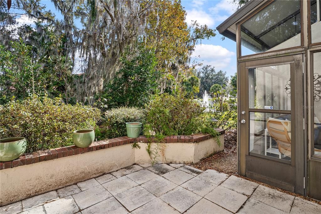 待售: $299,900 (3 贝兹, 2 浴室, 1928 平方英尺)