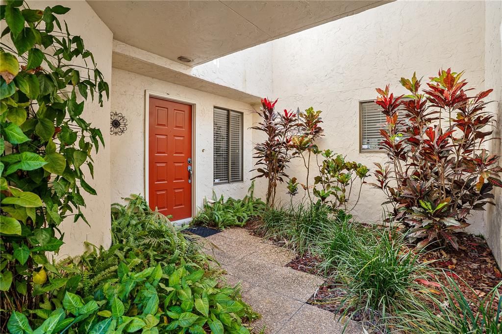 待售: $299,900 (3 贝兹, 2 浴室, 1928 平方英尺)