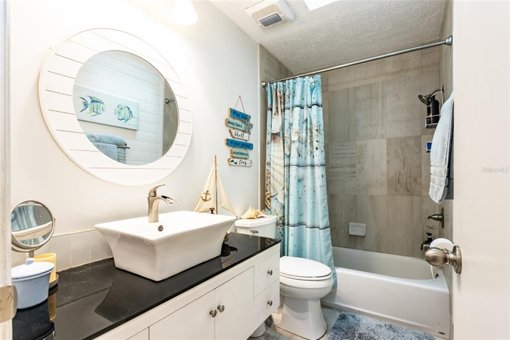 En Venta: $389,000 (3 camas, 2 baños, 1405 Pies cuadrados)