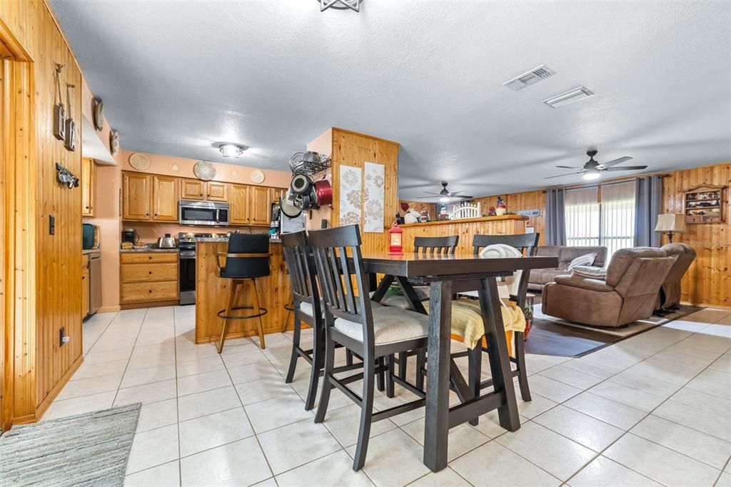 待售: $479,900 (3 贝兹, 2 浴室, 1664 平方英尺)