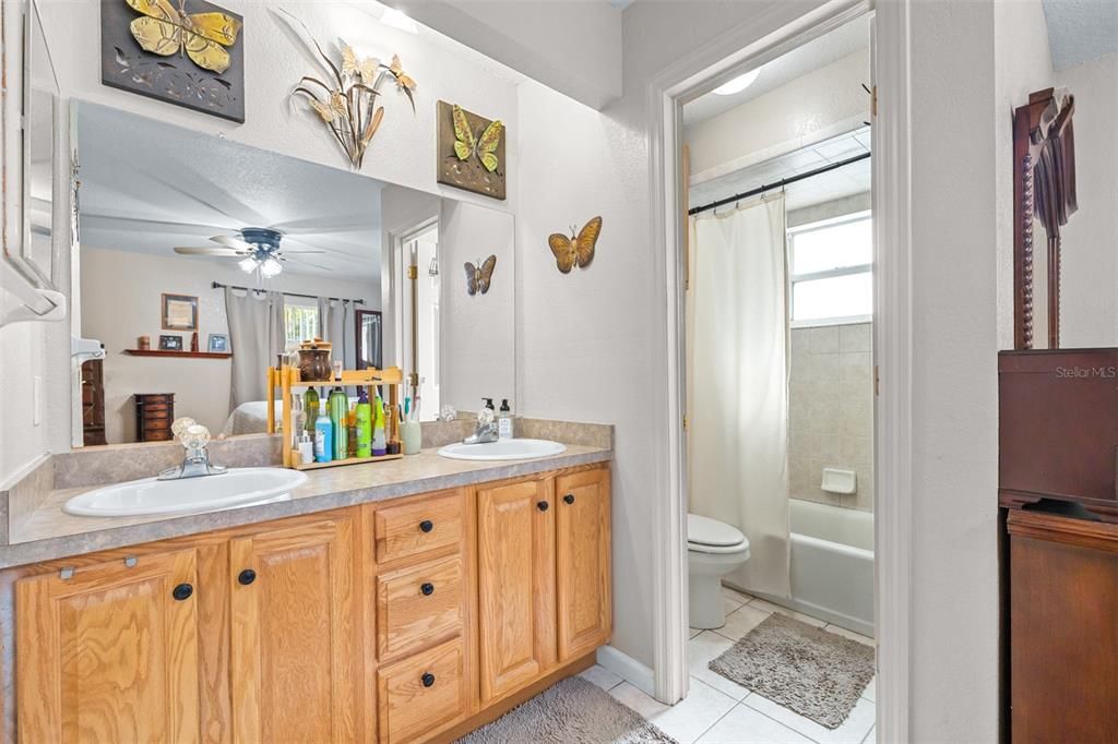 待售: $479,900 (3 贝兹, 2 浴室, 1664 平方英尺)