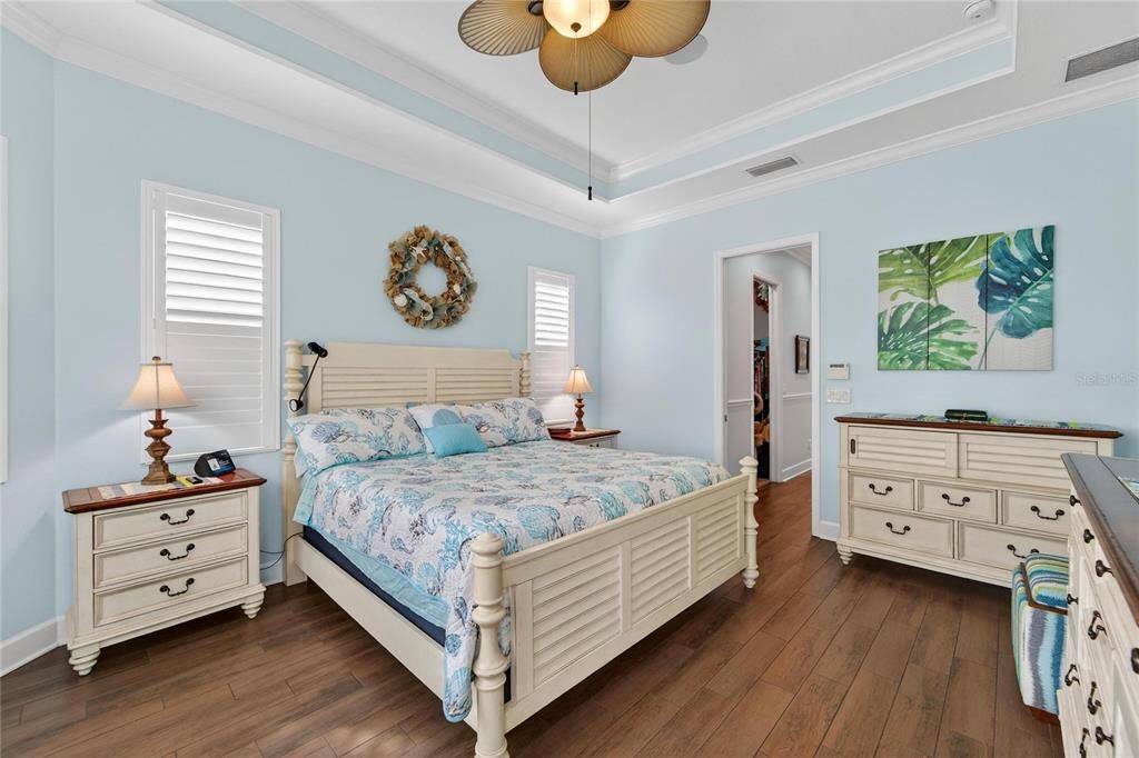 For Sale: $529,000 (3 beds, 3 baths, 2547 Square Feet)