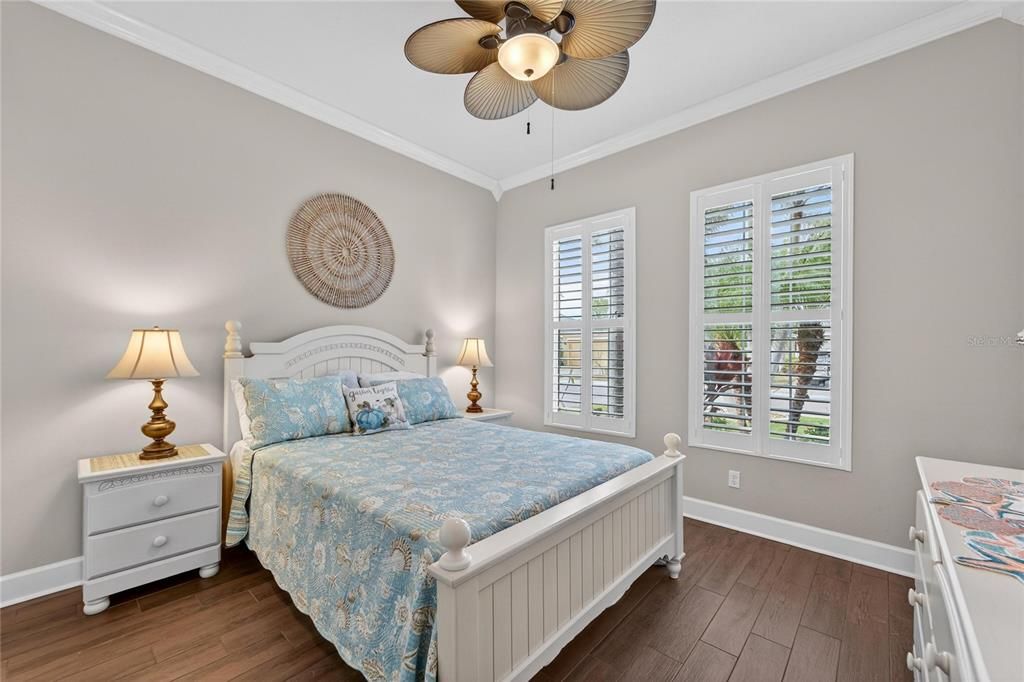 For Sale: $529,000 (3 beds, 3 baths, 2547 Square Feet)