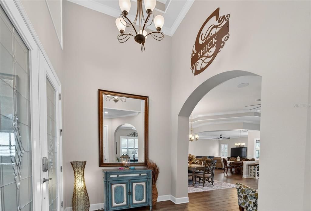 For Sale: $529,000 (3 beds, 3 baths, 2547 Square Feet)