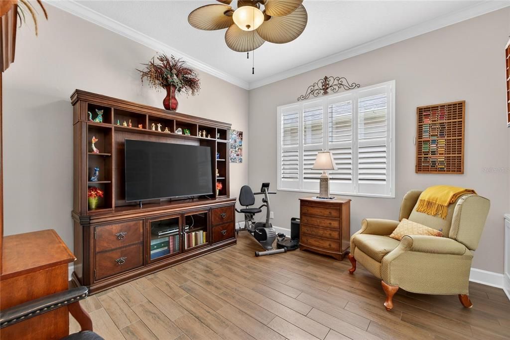 For Sale: $529,000 (3 beds, 3 baths, 2547 Square Feet)