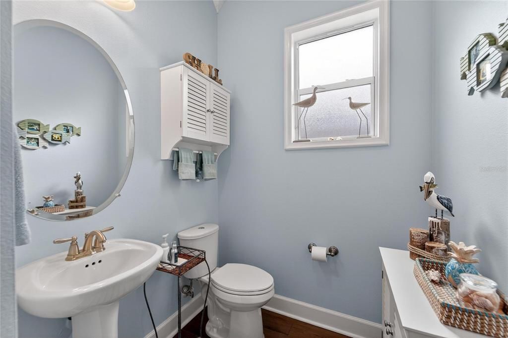 For Sale: $529,000 (3 beds, 3 baths, 2547 Square Feet)