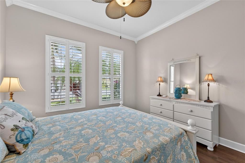 For Sale: $529,000 (3 beds, 3 baths, 2547 Square Feet)