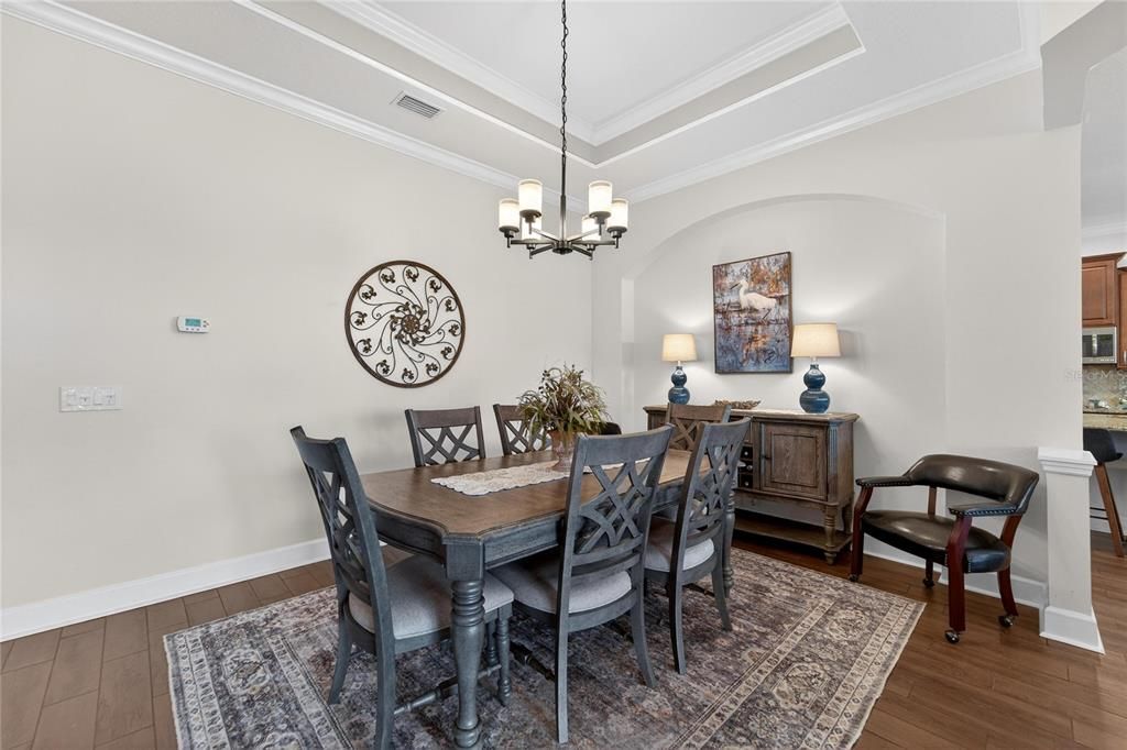 For Sale: $529,000 (3 beds, 3 baths, 2547 Square Feet)