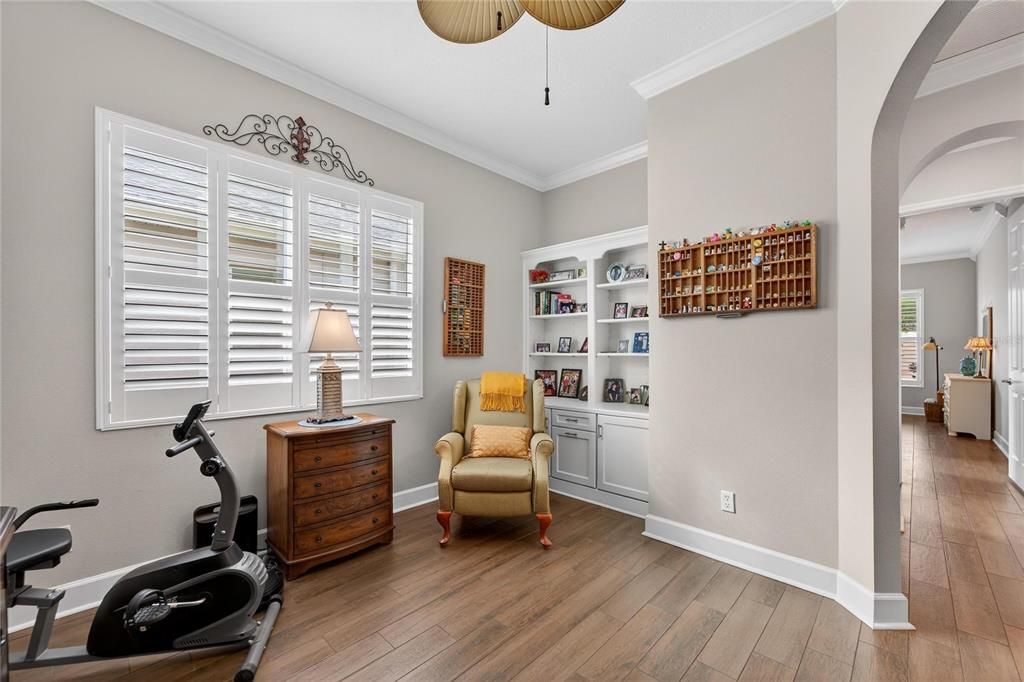 For Sale: $529,000 (3 beds, 3 baths, 2547 Square Feet)