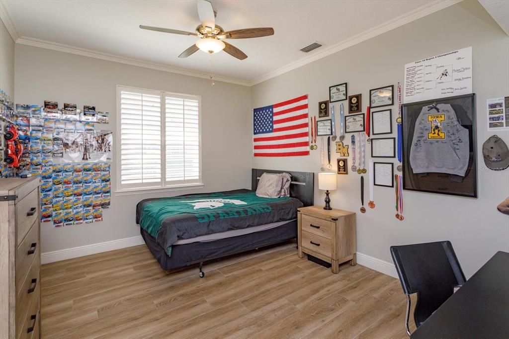 En Venta: $1,200,000 (5 camas, 4 baños, 3385 Pies cuadrados)