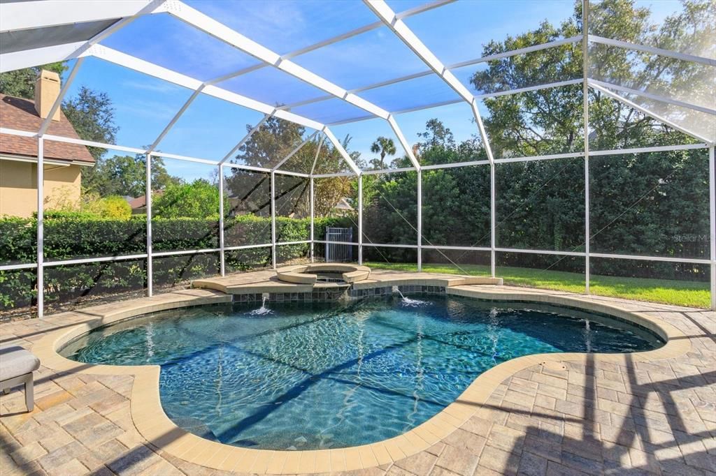 En Venta: $1,200,000 (5 camas, 4 baños, 3385 Pies cuadrados)