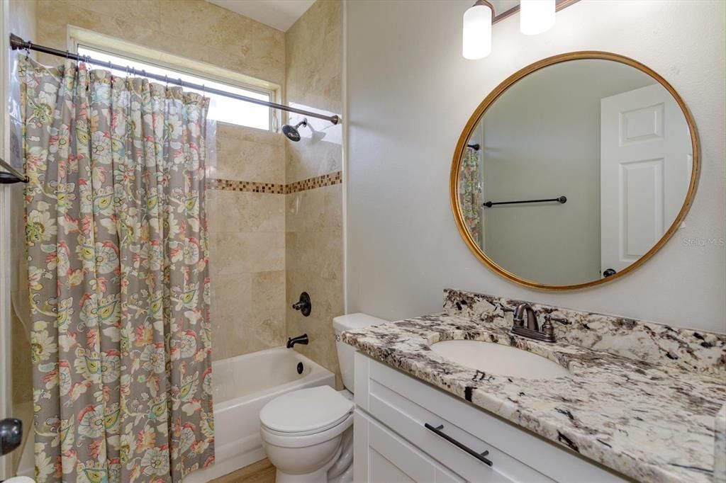 En Venta: $1,200,000 (5 camas, 4 baños, 3385 Pies cuadrados)