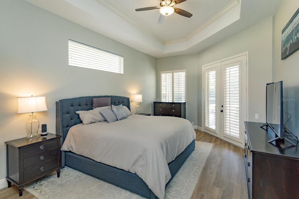 En Venta: $1,200,000 (5 camas, 4 baños, 3385 Pies cuadrados)