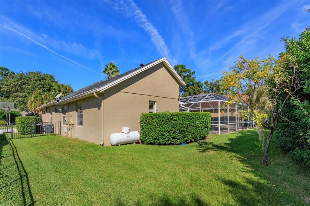 En Venta: $1,200,000 (5 camas, 4 baños, 3385 Pies cuadrados)