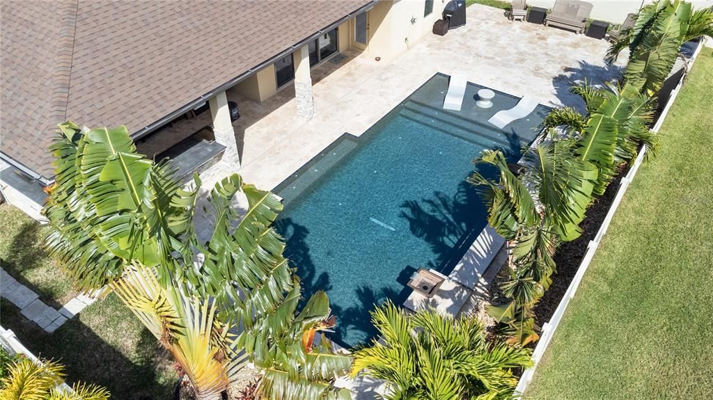 For Sale: $789,900 (5 beds, 4 baths, 3765 Square Feet)