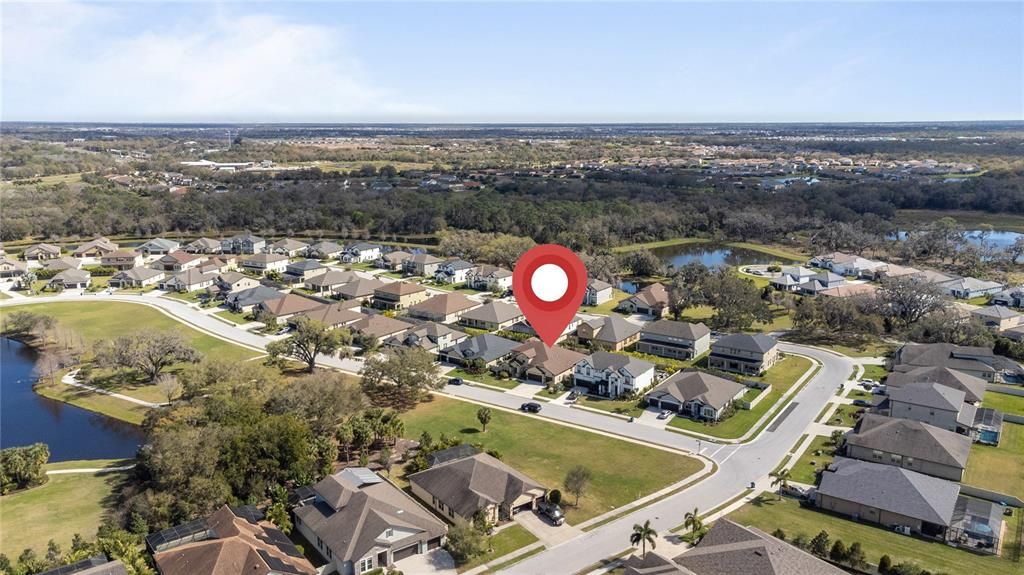 For Sale: $789,900 (5 beds, 4 baths, 3765 Square Feet)