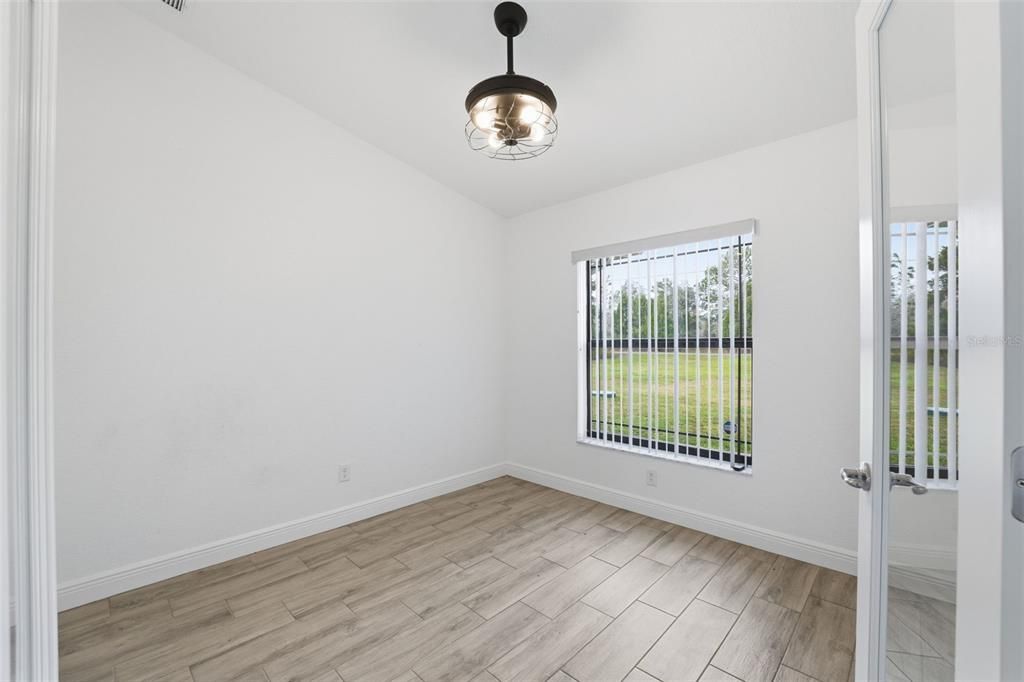 На продажу: $440,000 (3 спален, 2 ванн, 1967 Квадратных фут)