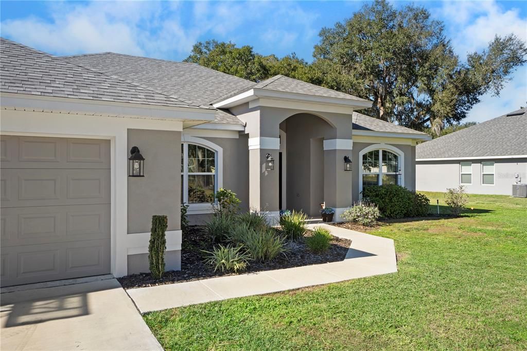 For Sale: $375,000 (4 beds, 2 baths, 2350 Square Feet)