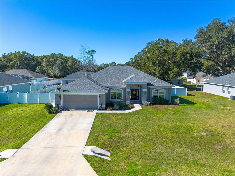 For Sale: $375,000 (4 beds, 2 baths, 2350 Square Feet)