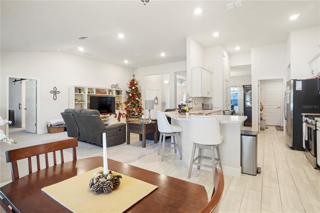 For Sale: $375,000 (4 beds, 2 baths, 2350 Square Feet)