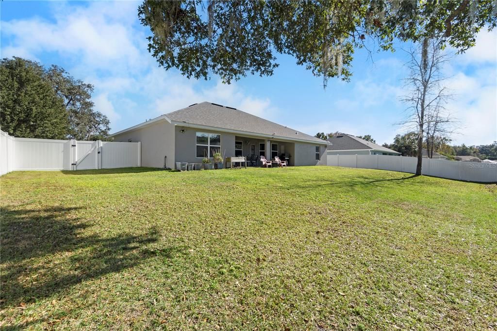 For Sale: $375,000 (4 beds, 2 baths, 2350 Square Feet)