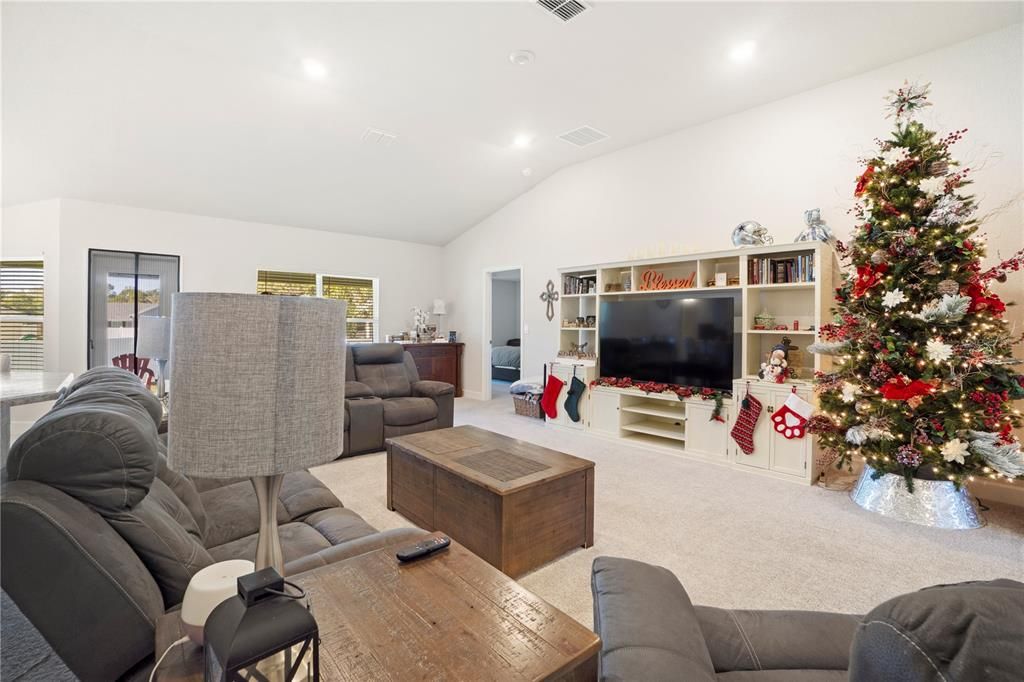 For Sale: $375,000 (4 beds, 2 baths, 2350 Square Feet)