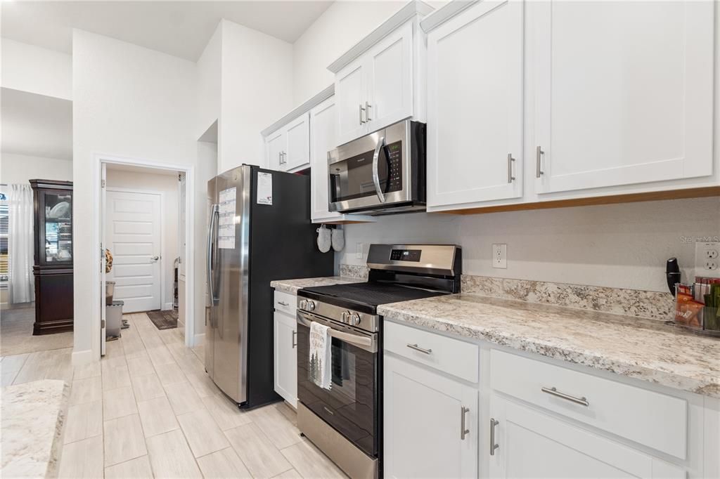 For Sale: $375,000 (4 beds, 2 baths, 2350 Square Feet)