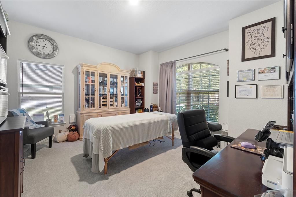 For Sale: $375,000 (4 beds, 2 baths, 2350 Square Feet)