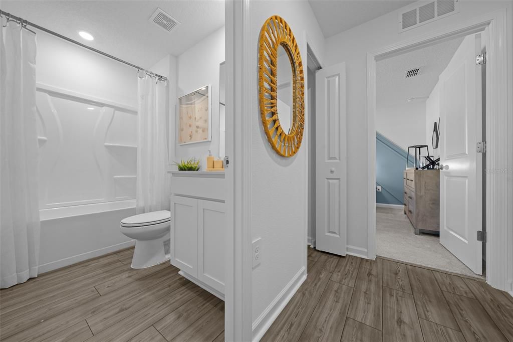 For Sale: $349,990 (4 beds, 3 baths, 2202 Square Feet)