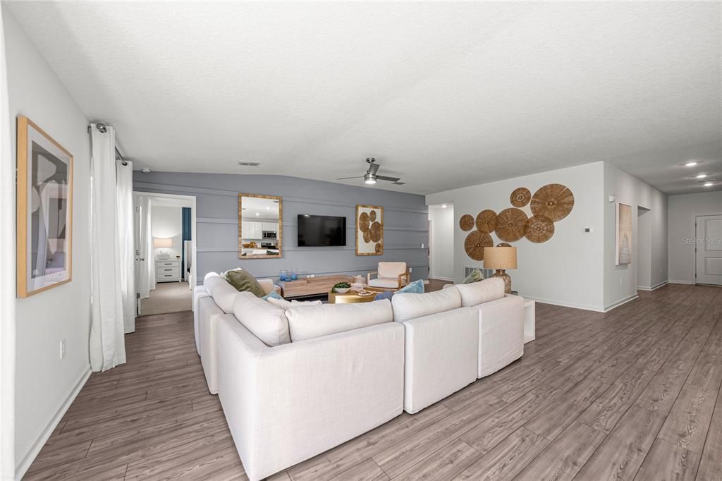 For Sale: $349,990 (4 beds, 3 baths, 2202 Square Feet)