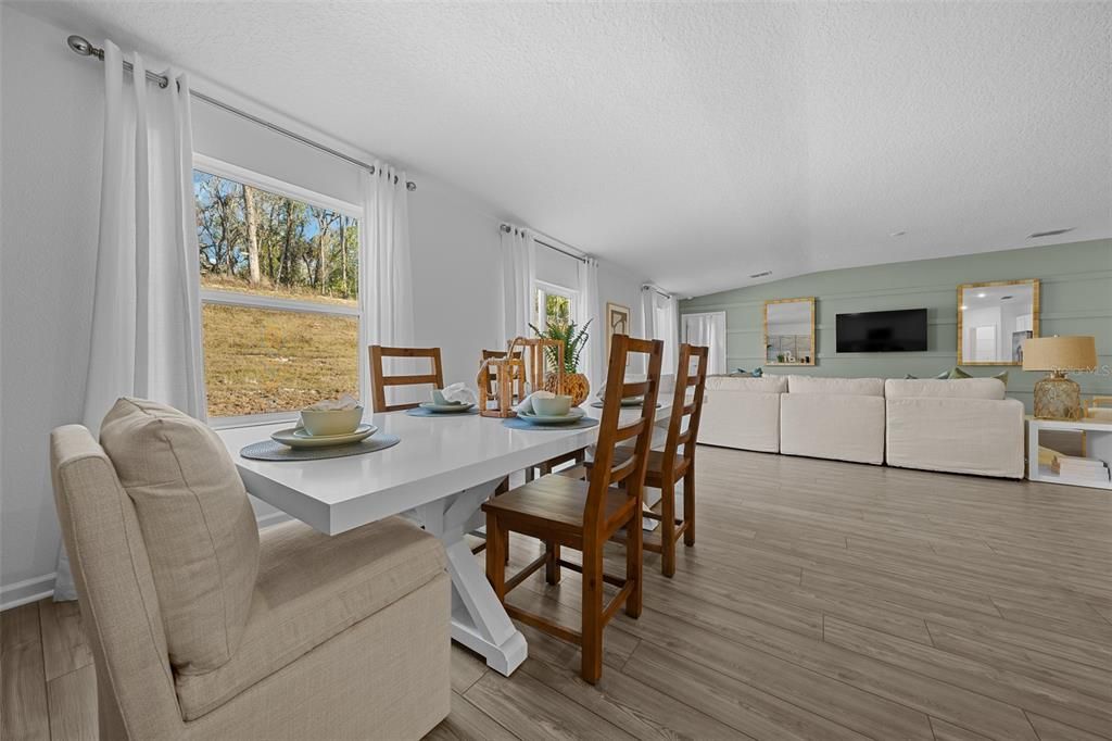 For Sale: $349,990 (4 beds, 3 baths, 2202 Square Feet)