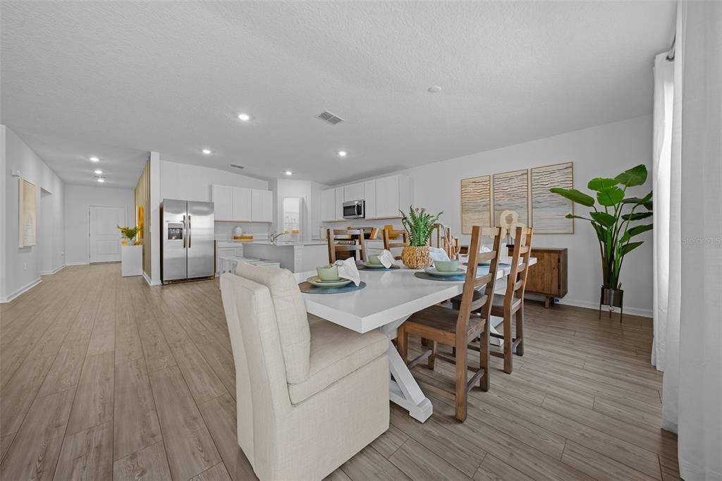 For Sale: $349,990 (4 beds, 3 baths, 2202 Square Feet)