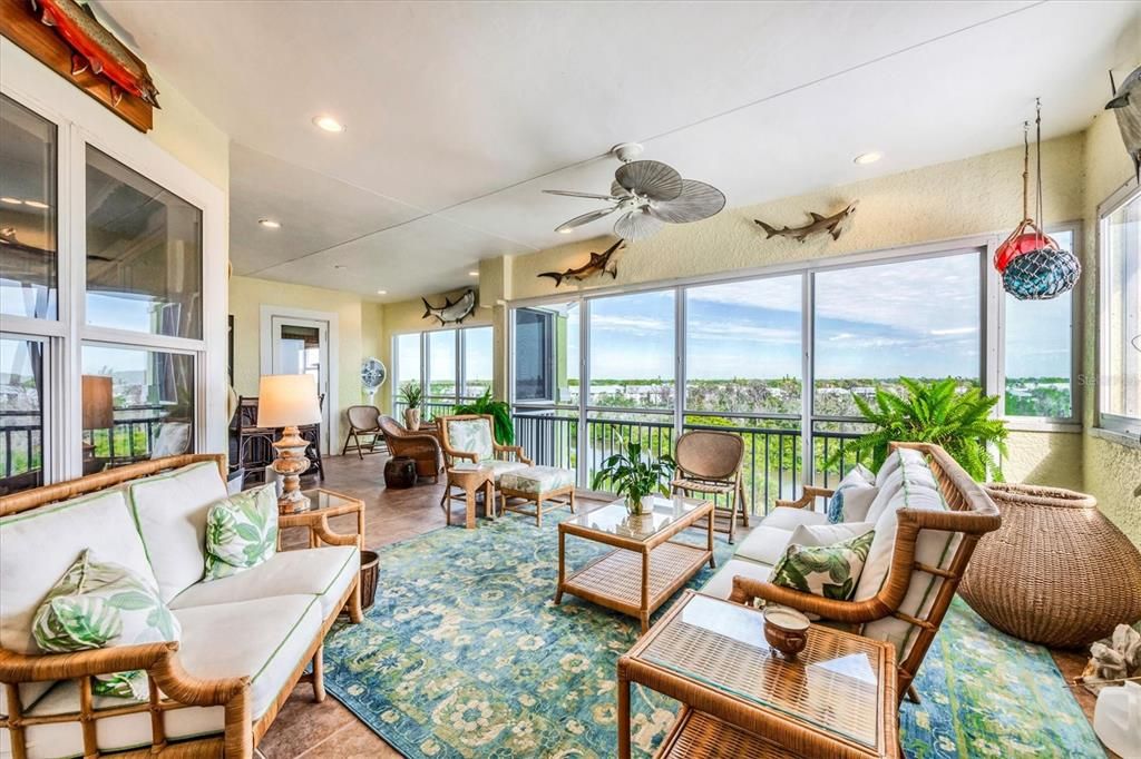 En Venta: $629,000 (4 camas, 3 baños, 2856 Pies cuadrados)