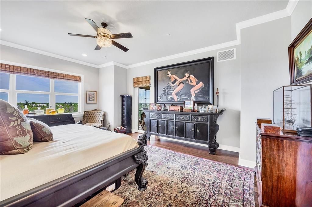 En Venta: $629,000 (4 camas, 3 baños, 2856 Pies cuadrados)