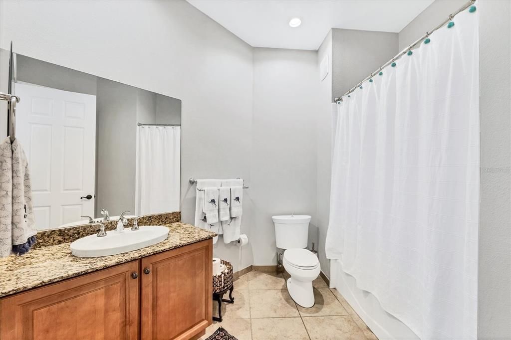 En Venta: $629,000 (4 camas, 3 baños, 2856 Pies cuadrados)