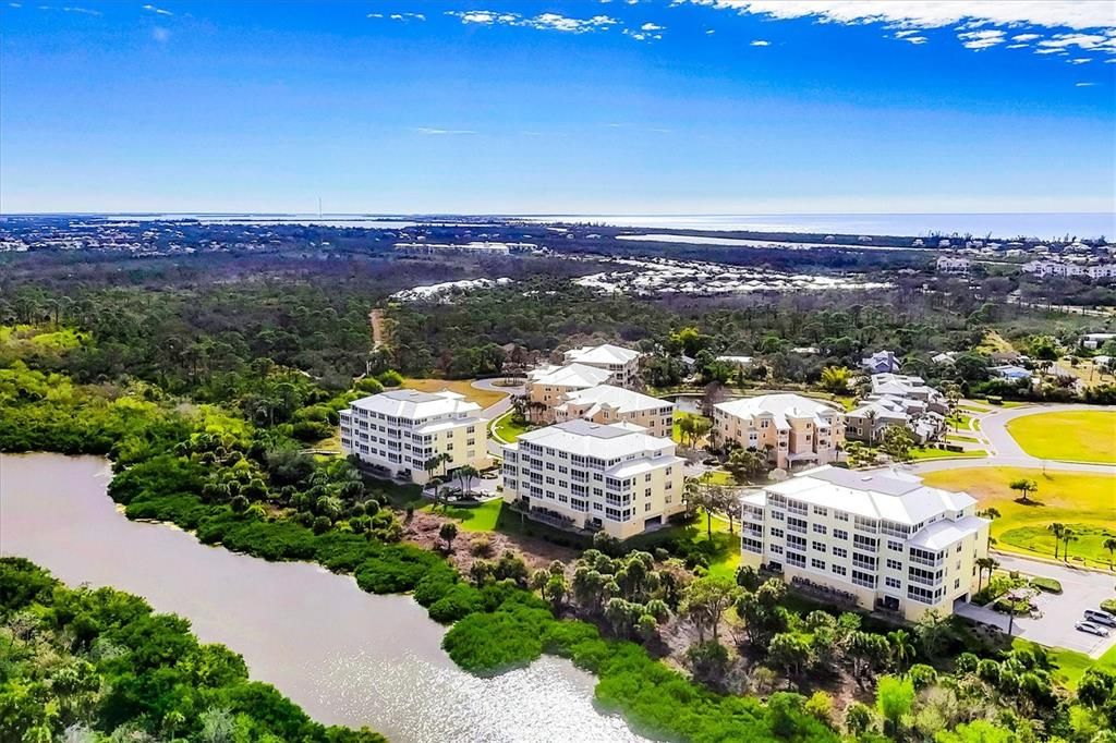 En Venta: $629,000 (4 camas, 3 baños, 2856 Pies cuadrados)