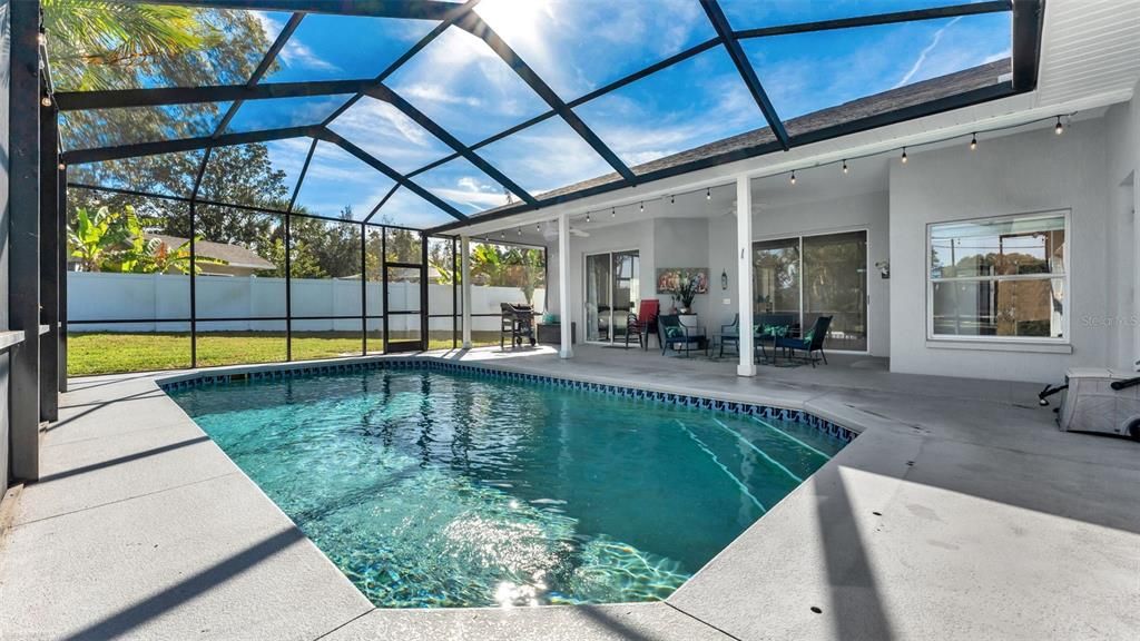 На продажу: $545,000 (5 спален, 2 ванн, 2469 Квадратных фут)