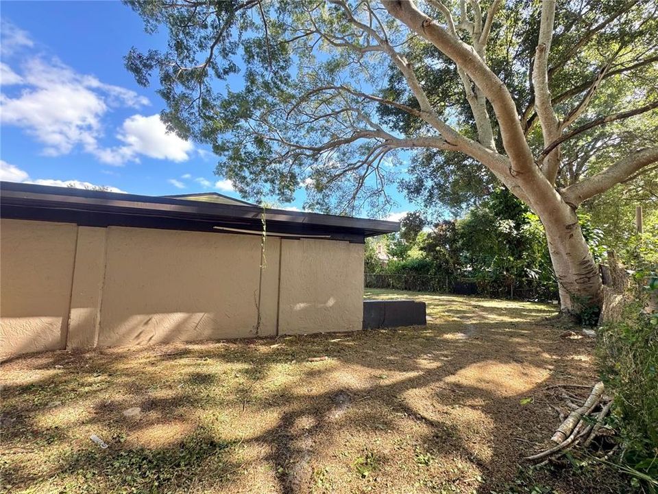 На продажу: $215,000 (3 спален, 2 ванн, 1288 Квадратных фут)