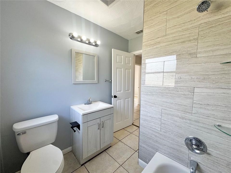 На продажу: $215,000 (3 спален, 2 ванн, 1288 Квадратных фут)