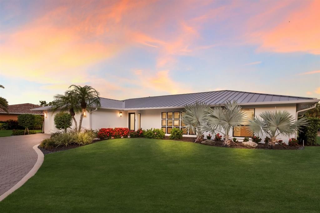 待售: $2,999,000 (3 贝兹, 2 浴室, 2253 平方英尺)