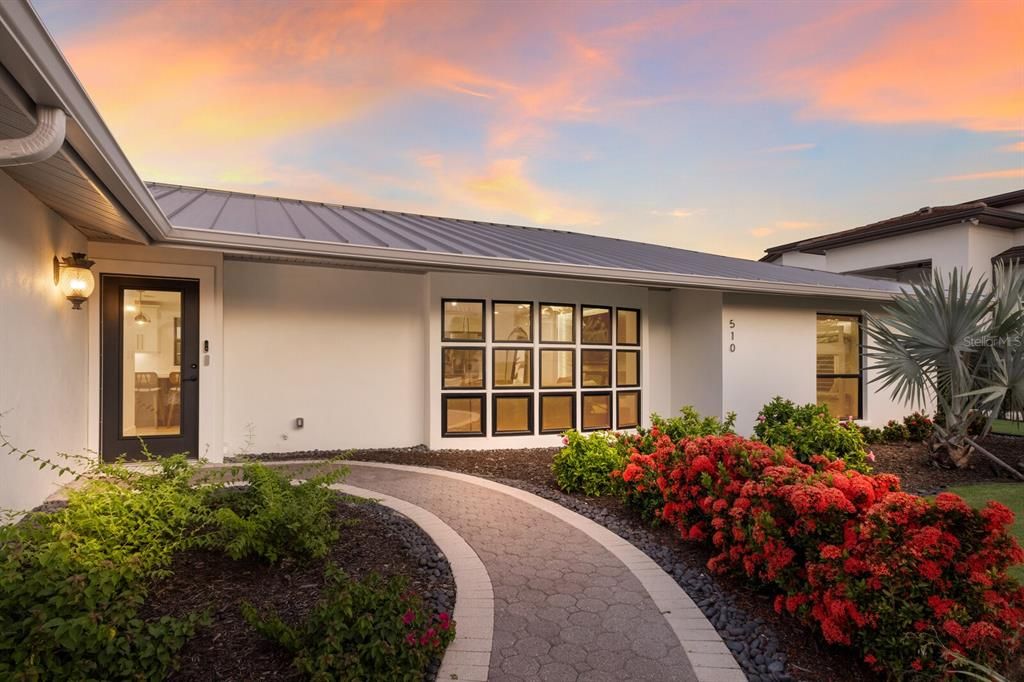 待售: $2,999,000 (3 贝兹, 2 浴室, 2253 平方英尺)