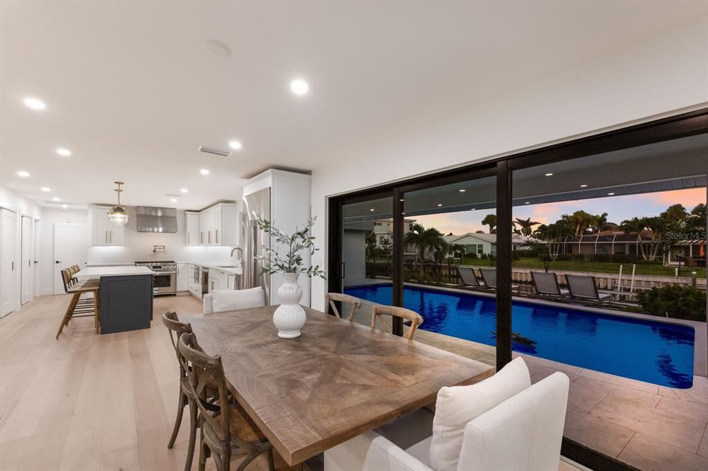 待售: $2,999,000 (3 贝兹, 2 浴室, 2253 平方英尺)