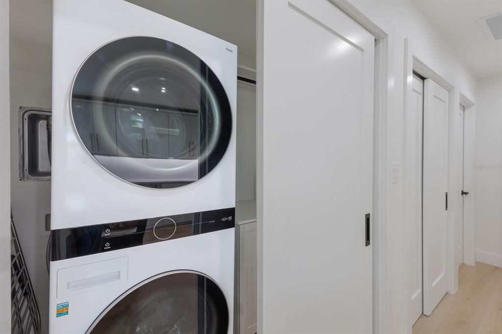 待售: $2,999,000 (3 贝兹, 2 浴室, 2253 平方英尺)