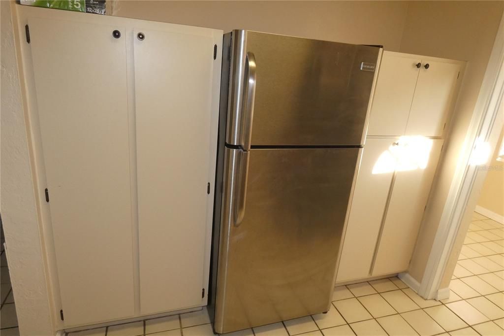 出租: $1,995 (2 贝兹, 1 浴室, 841 平方英尺)