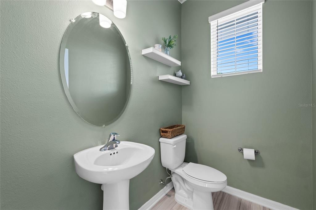 For Sale: $450,000 (3 beds, 2 baths, 2361 Square Feet)