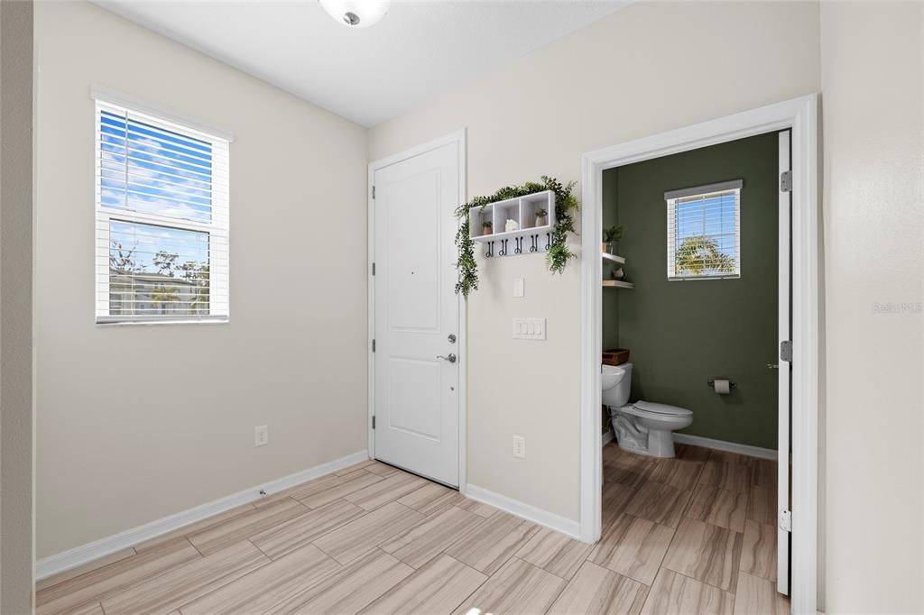 For Sale: $450,000 (3 beds, 2 baths, 2361 Square Feet)