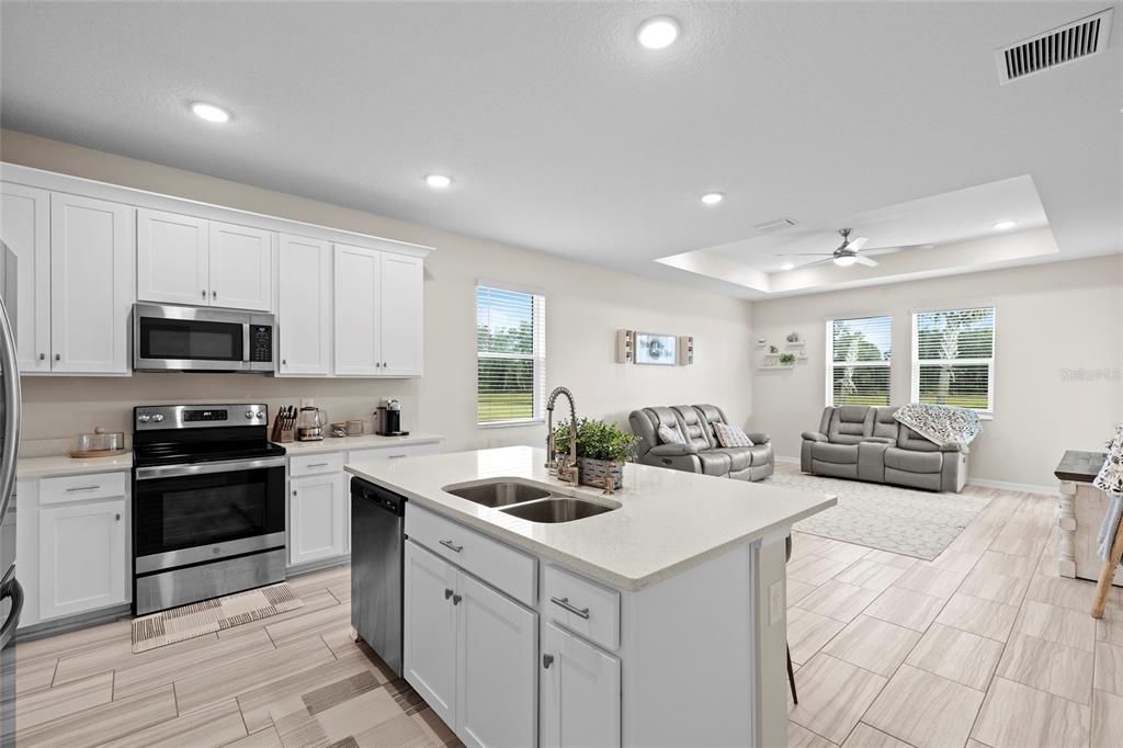 For Sale: $450,000 (3 beds, 2 baths, 2361 Square Feet)