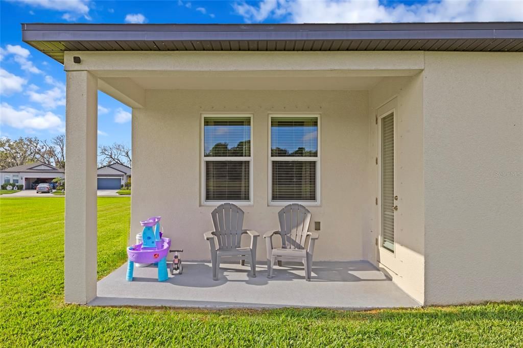 For Sale: $450,000 (3 beds, 2 baths, 2361 Square Feet)